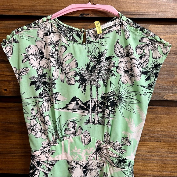 Zara Dress with beautiful print 😍 - Picture 3 of 7